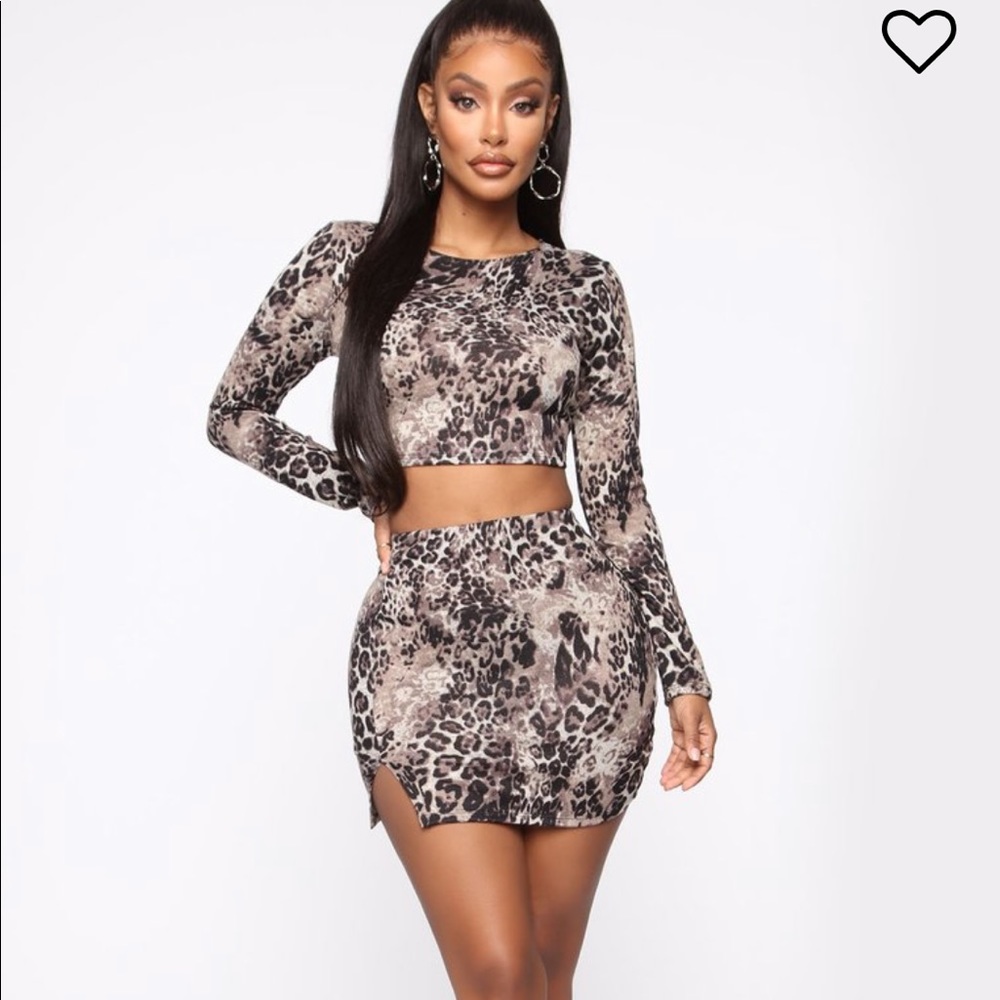 Two piece set
